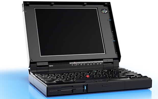 Il Lenovo ThinkPad 700C progettato da IBM in collaborazione con il design Richard Sapper e commercializzato nel 1992