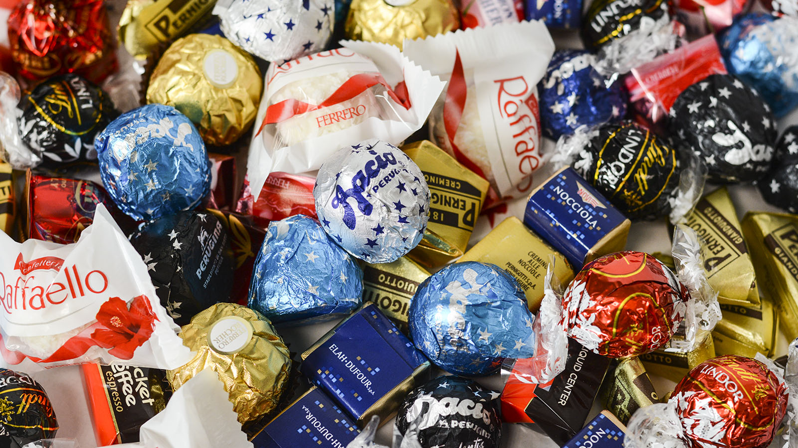 San Valentino , cioccolatini e biscotti GRANDI MARCHE da regalare a  prezzi OUTLET - Webnews