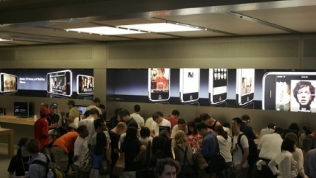 iPhone in Italia entro luglio?