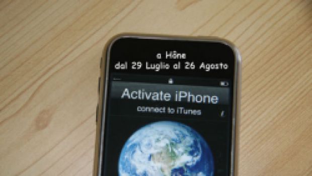 A Hone arriva l'iPhone