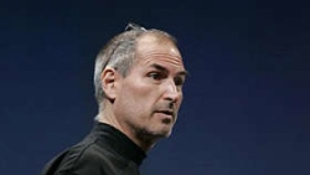 Steve Jobs scrive agli acquirenti di iPhone