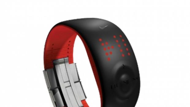 Amp+: controllo remoto per Nike+ iPod Sport Kit