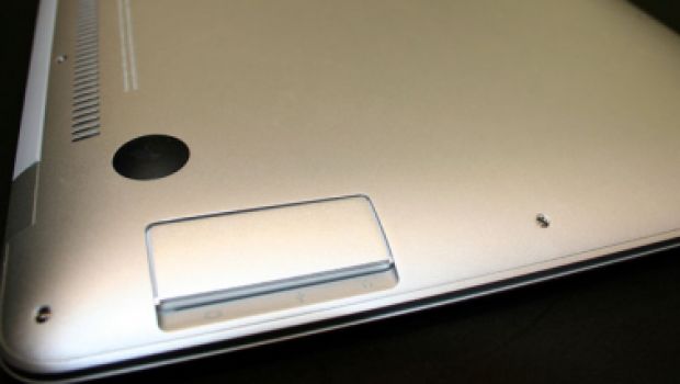 Sostituire la batteria di MacBook Air? Bastano tre minuti