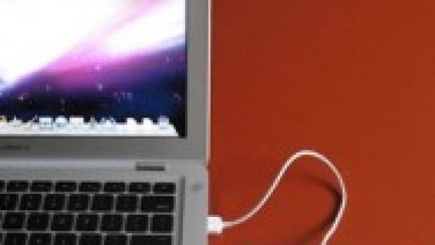 Il Superdrive del MacBook Air è bloccato?