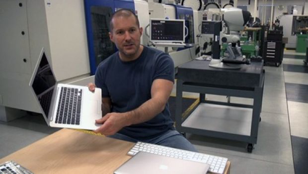 Jonathan Ive al lavoro