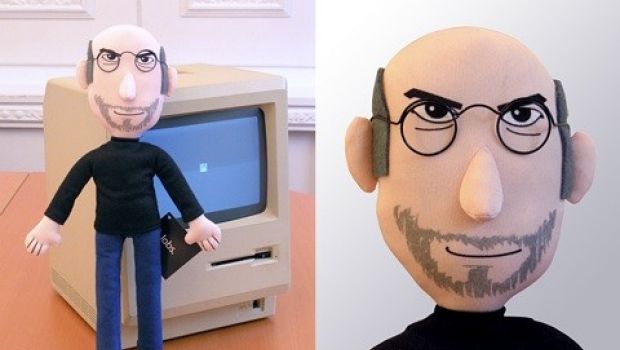 Uno Steve Jobs sulla scrivania