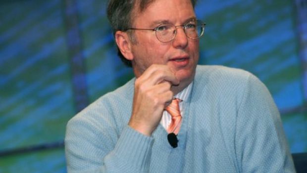 Eric Schmidt esce dal CDA di Apple