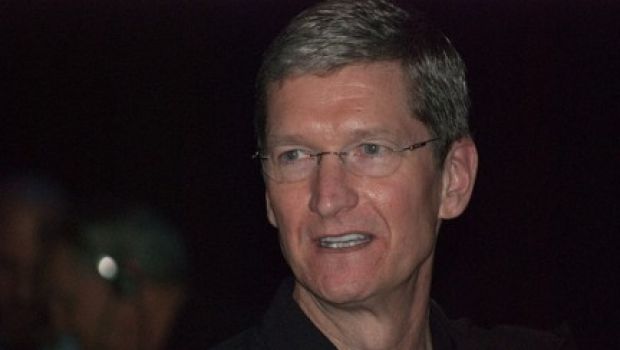 Tim Cook incassa un bonus di 22 milioni di dollari