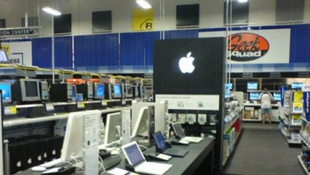 Best Buy si prepara agli eventi per il lancio americano di iPad, il 3 aprile