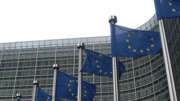 La Commissione europea punisce gli accordi tra fabbricanti di RAM