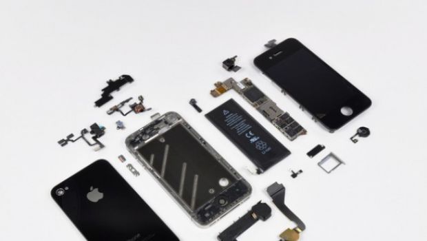 iFixit smonta il nuovo iPhone 4