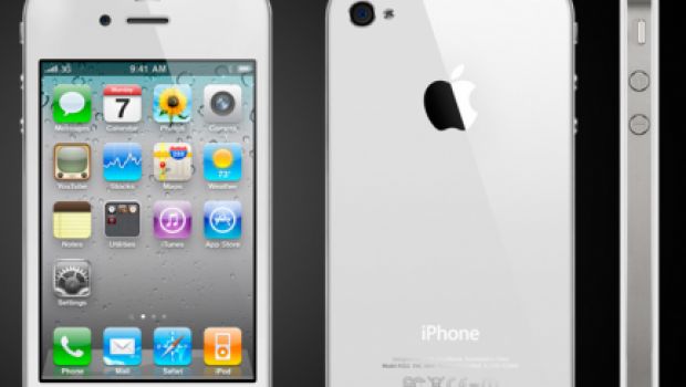 Apple ammette problemi con la produzione di iPhone 4 bianchi