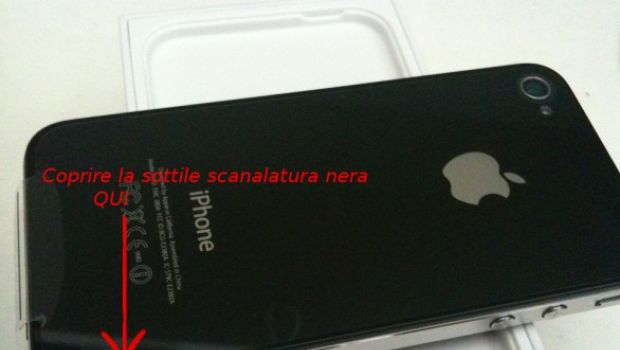 Una soluzione a costo zero ai problemi di ricezione dell'iPhone 4