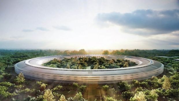 Il nuovo Campus Apple slitta a metà 2016