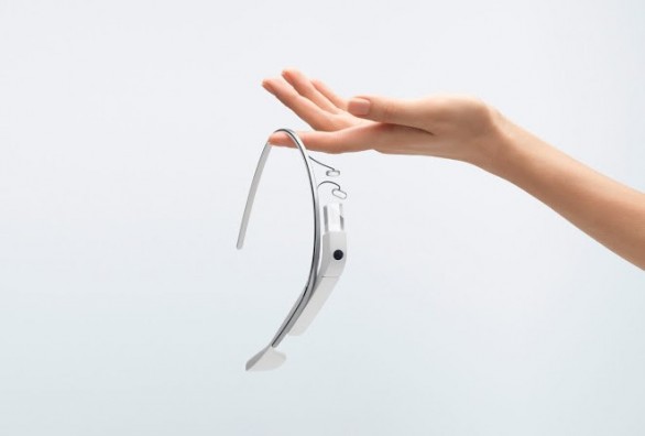 Google Glass è compatibile con iPhone via Bluetooth