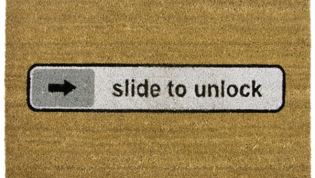 Slide to unlock: tribunale tedesco rifiuta il brevetto Apple