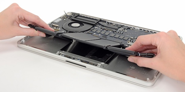 MacBook Pro Retina late 2013, lo smontaggio di iFixit