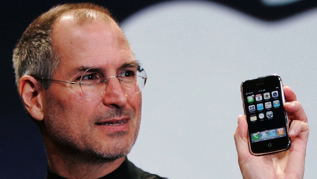 iPhone, l'incredibile dietro le quinte del lancio ufficiale con Steve Jobs