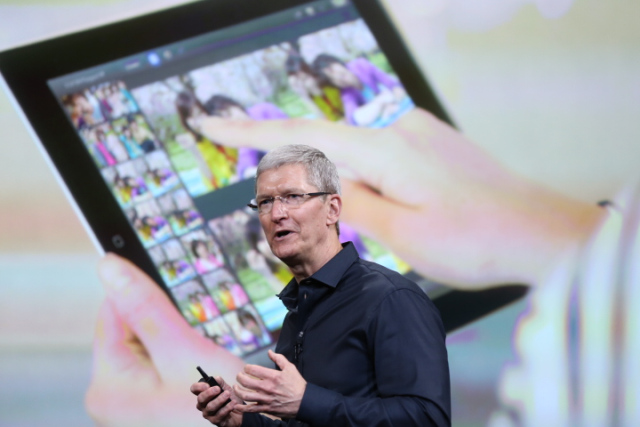 Tim Cook: sblocco dell'iPhone 5c del killer di San Bernardino equivalente software del cancro