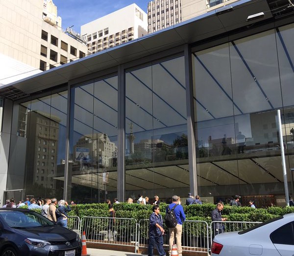 Apple Store, ecco come sono fatti i negozi del futuro