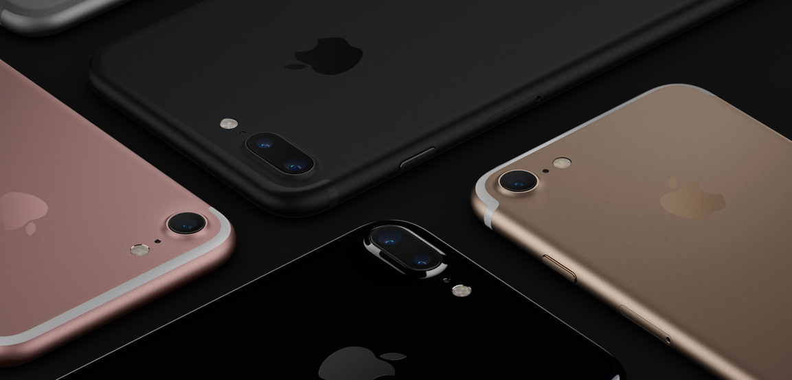 iPhone 7, unboxing e confronto dei modelli Matte Black e Jet Black