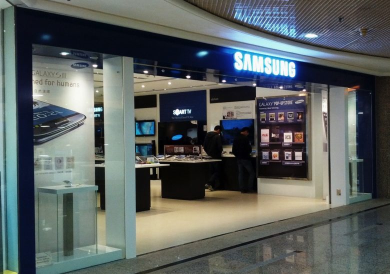 Samsung Store prende fuoco alla vigilia del lancio del Galaxy S8