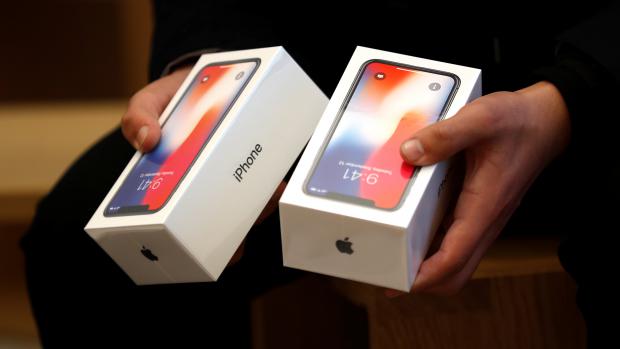 Conviene passare a iPhone X? Gli utenti si trovano bene coi vecchi modelli