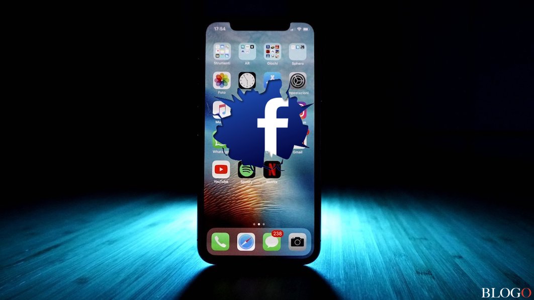 Facebook può leggere le vostre conversazioni: consigli per la privacy