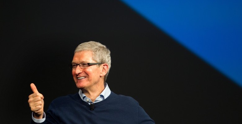 Tim Cook dona oltre 5 milioni di dollari in beneficenza