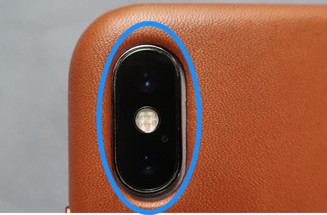 Cover iPhone X  su iPhone XS: non calzano a causa della fotocamera