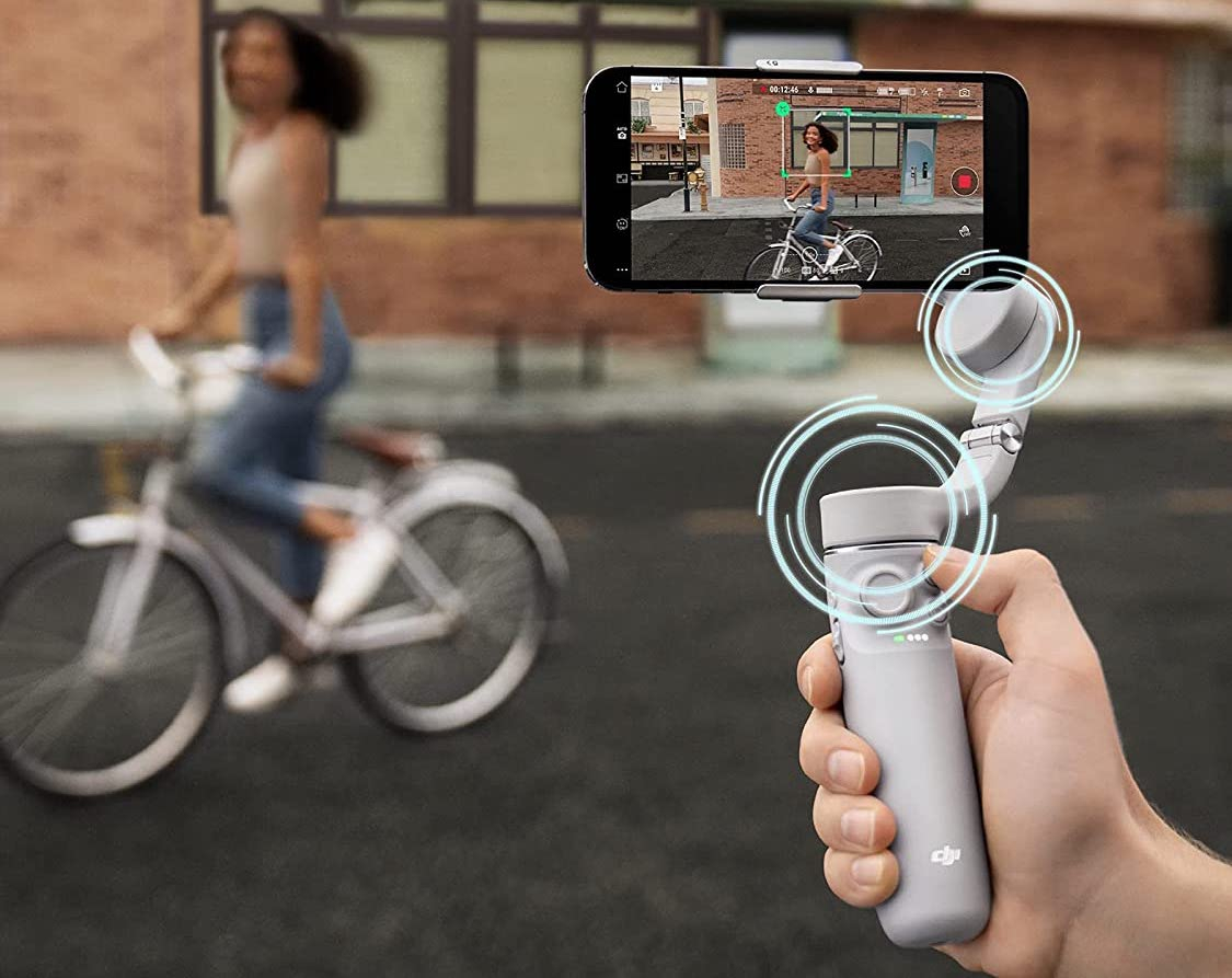 DJI OM 5 Stabilizzatore per Smartphone in super sconto