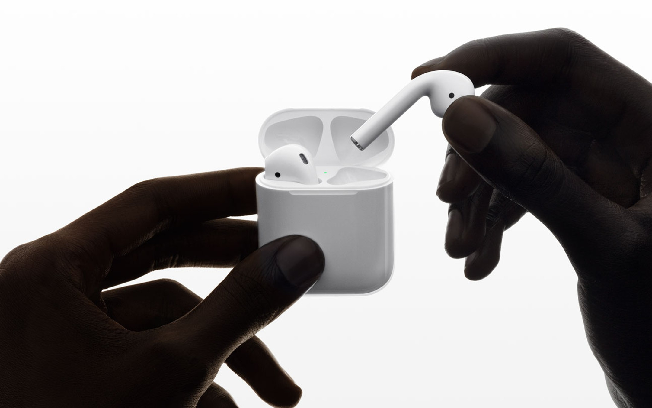 AirPods di seconda generazione in super sconto: poco più di 100 euro