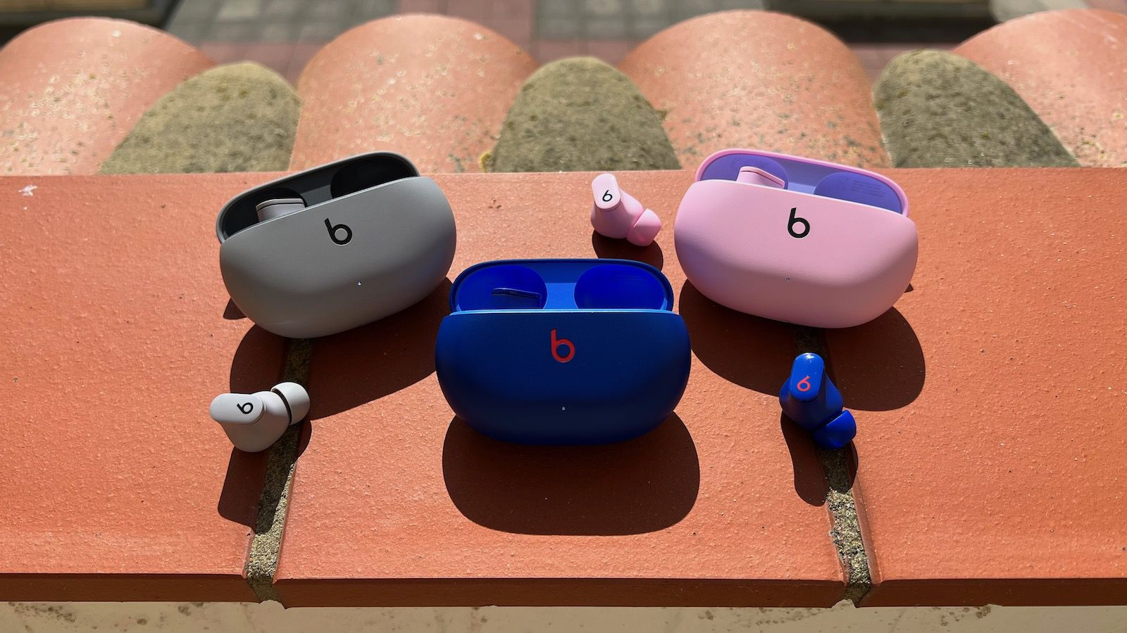 Beats Studio Buds arrivano 3 nuovi colori: Blu, Rosa e Grigio