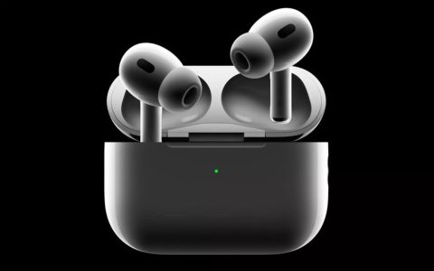 AirPods Pro 1 con custodia MagSafe cala ancora di prezzo