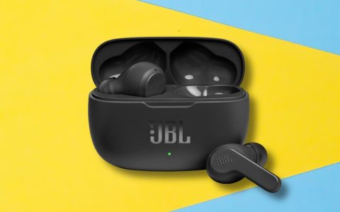 JBL Wave 200TWS: auricolari wireless IPX2 SCONTO 41%