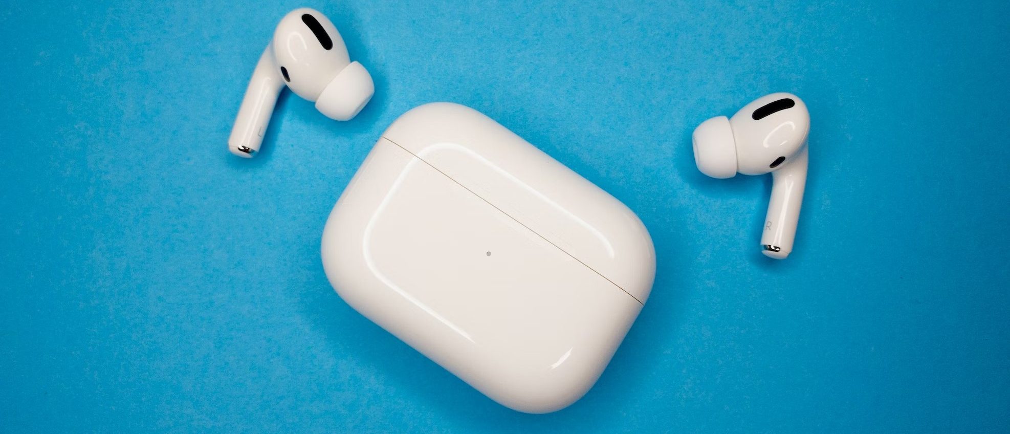 AirPods Pro: i SUPER auricolari wireless di Apple sono SCONTATI di 62 euro