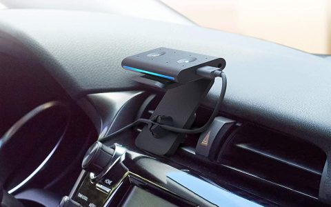 Amazon Echo Auto a METÀ PREZZO: rendi Smart la tua auto spendendo pochissimo!