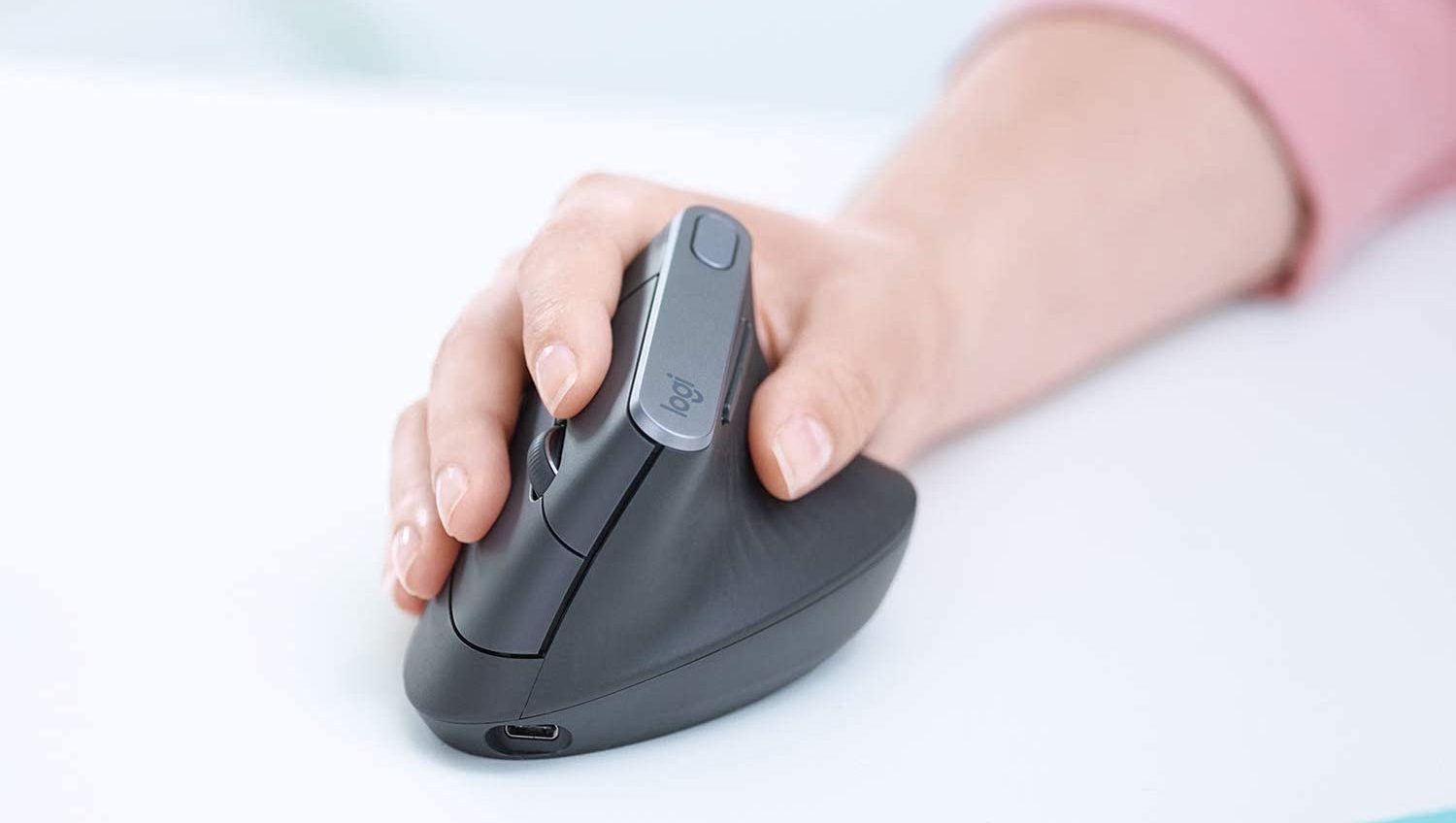 Mouse Verticale Ergonomico Logitech Mx Wireless in sconto su Amazon