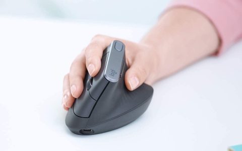 Mouse Verticale Ergonomico Logitech Mx Wireless in sconto su Amazon