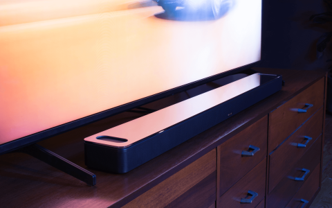 Bose Smart Soundbar 900 con Dolby Atmos: sconto di 273€ su Amazon