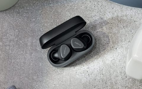 Jabra Elite 4 Active: ottimi auricolari wireless in OFFERTA su Amazon