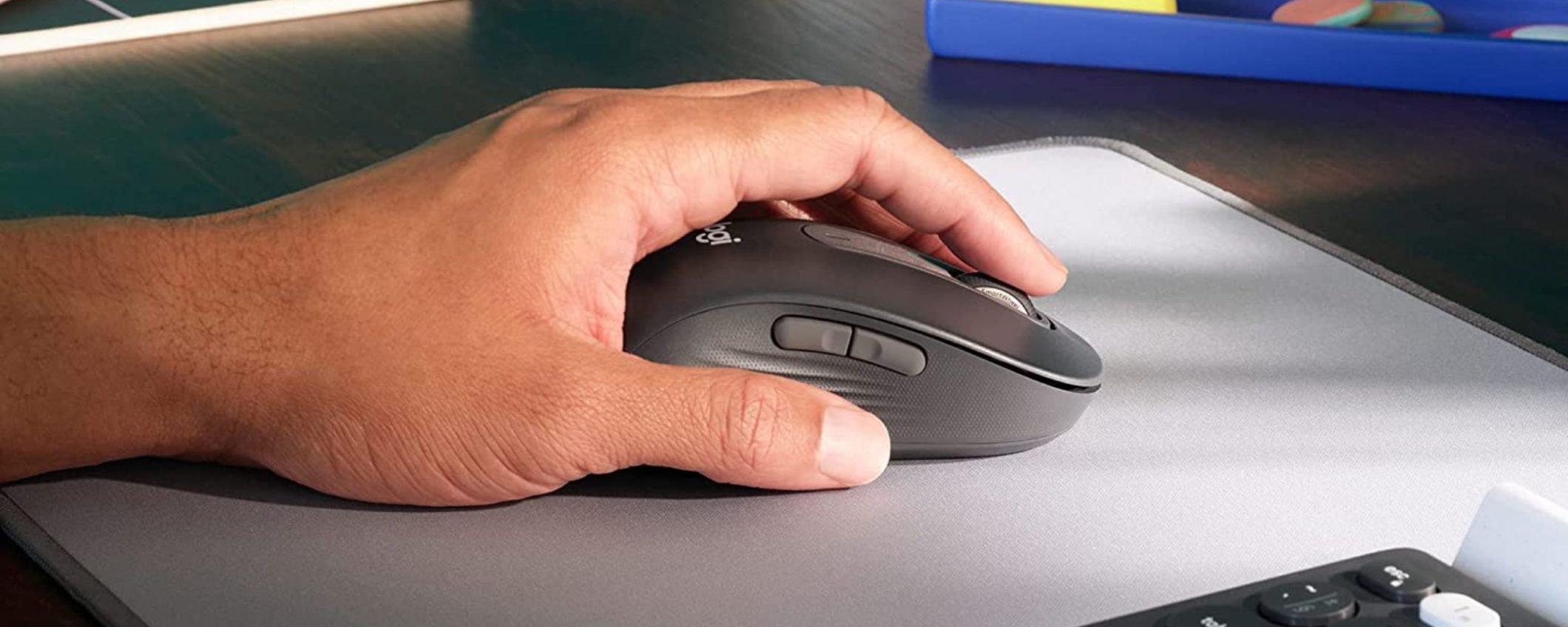 Mouse per mancini Logitech Signature M650 ad un SUPER prezzo su Amazon