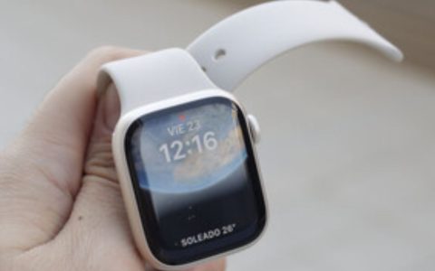 Apple Watch salva la vita di una donna grazie al rilevamento delle cadute