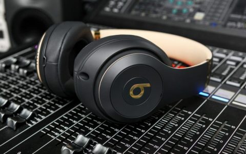 Goditi un'esperienza d'ascolto IMMERSIVA con le Cuffie Beats Studio3: oggi in SUPER SCONTO