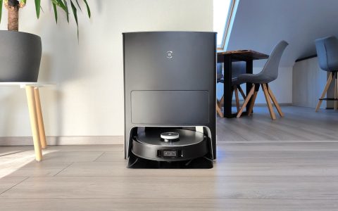 OGGI il potente Robot aspirapolvere 2-in-1 Ecovacs è tuo a 200 EURO IN MENO!