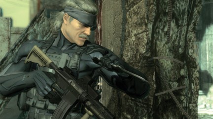 Metal Gear Solid 4: nuovi gadget scaricabili