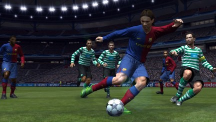 Pro Evolution Soccer 2009: dettagli su nuove licenze, stadi, magliette e squadre