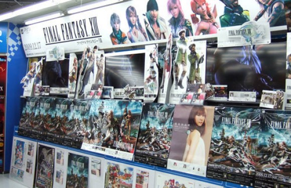 Akihabara impazzisce per Final Fantasy XIII