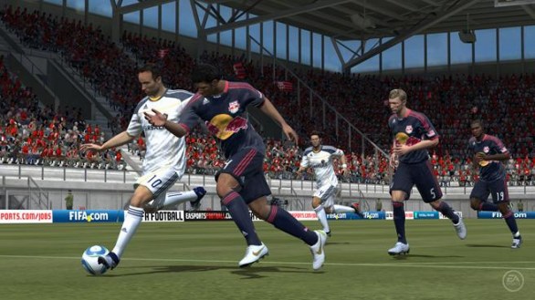 FIFA Football: immagini e trailer di debutto per la versione PS Vita