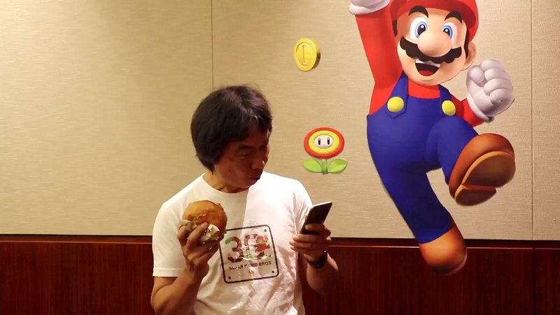 Super Mario Run: nuovo video promozionale con Miyamoto. E un hamburger